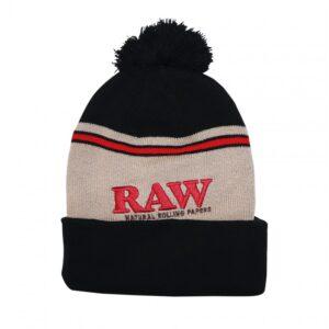 Raw pompom hat